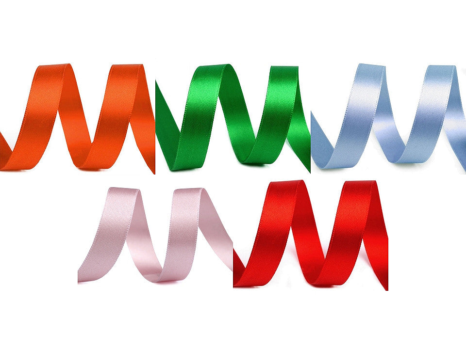 Ruban satiné double face, largeur 15 mm