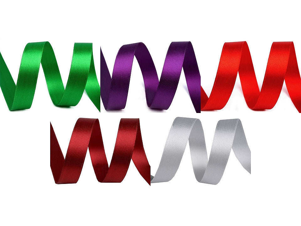 Ruban satiné double face, largeur 15 mm