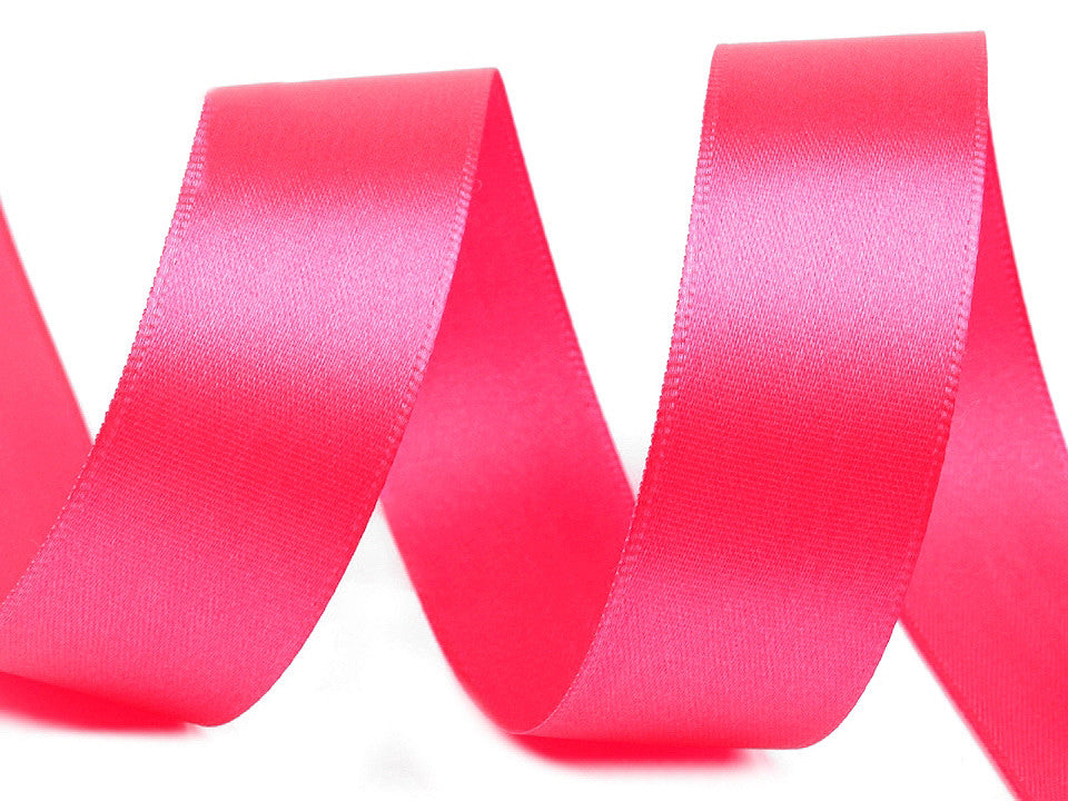 Paquets de ruban satiné par 5 m, largeur 25 mm