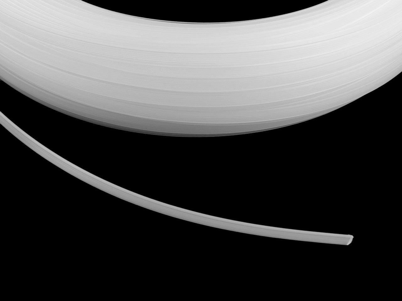 Baleine/Armature de soutien-gorge en plastique, plate, largeur 8 mm