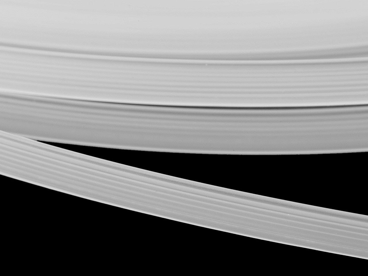 Baleine/Armature de soutien-gorge en plastique, plate, largeur 8 mm