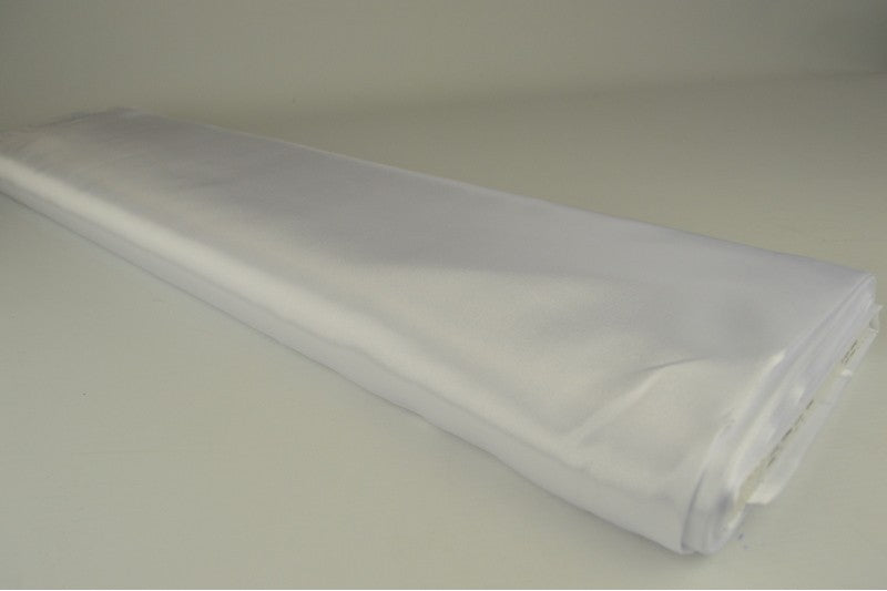 Satin (polyester) en précommande par 2 mètres