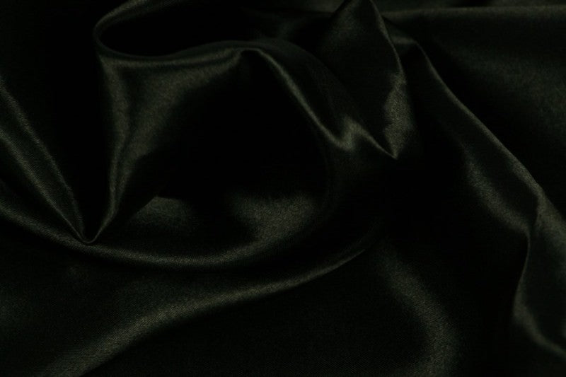 Satin (polyester) en précommande par 2 mètres