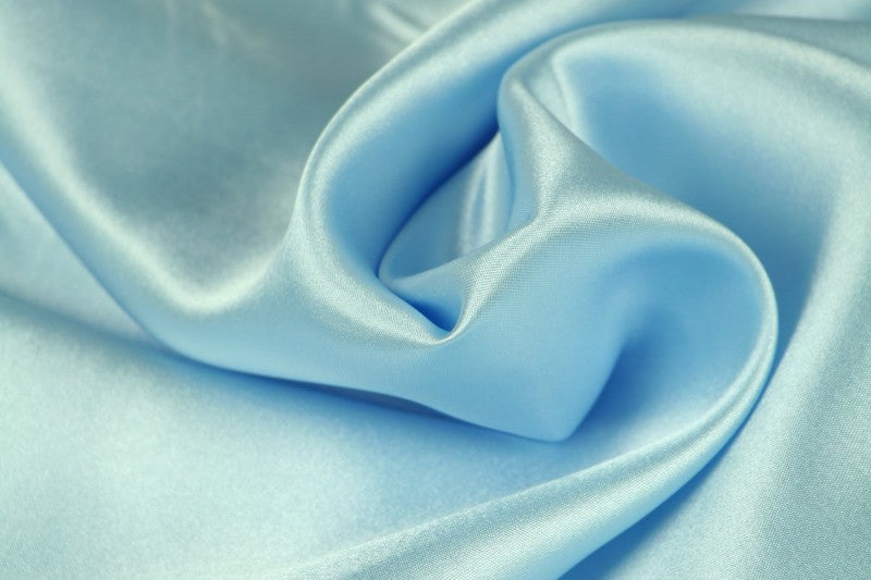 Satin (polyester) en précommande par 2 mètres