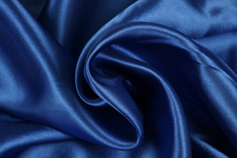 Satin (polyester) en précommande par 2 mètres