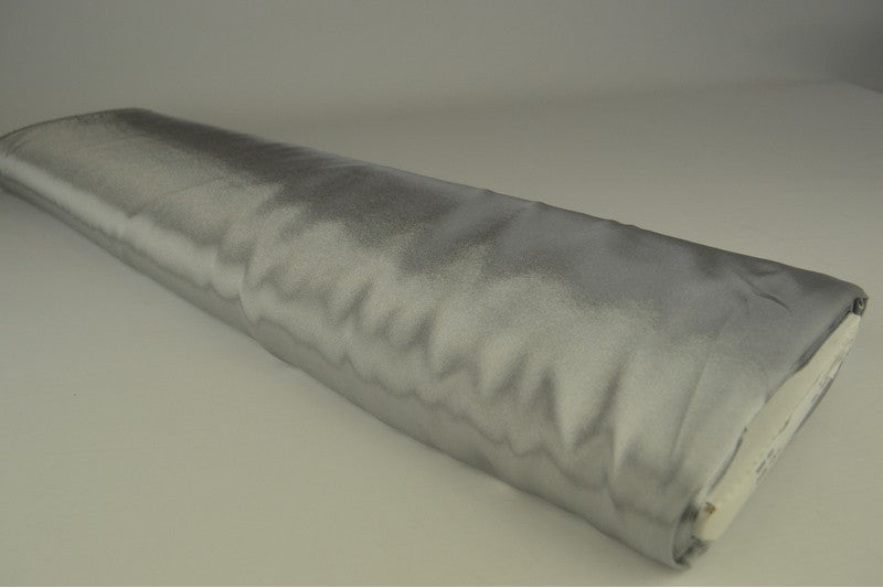 Satin (polyester) en précommande par 2 mètres