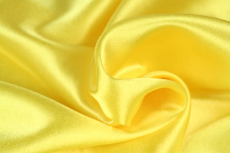 Satin (polyester) en précommande par 2 mètres