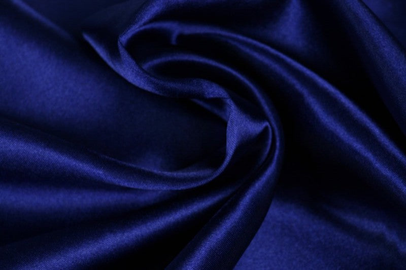 Satin (polyester) en précommande par 2 mètres