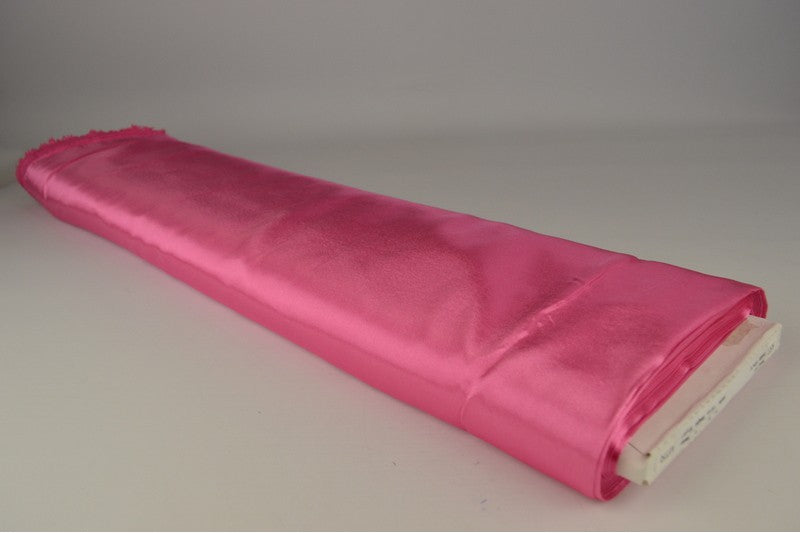 Satin (polyester) en précommande par 2 mètres