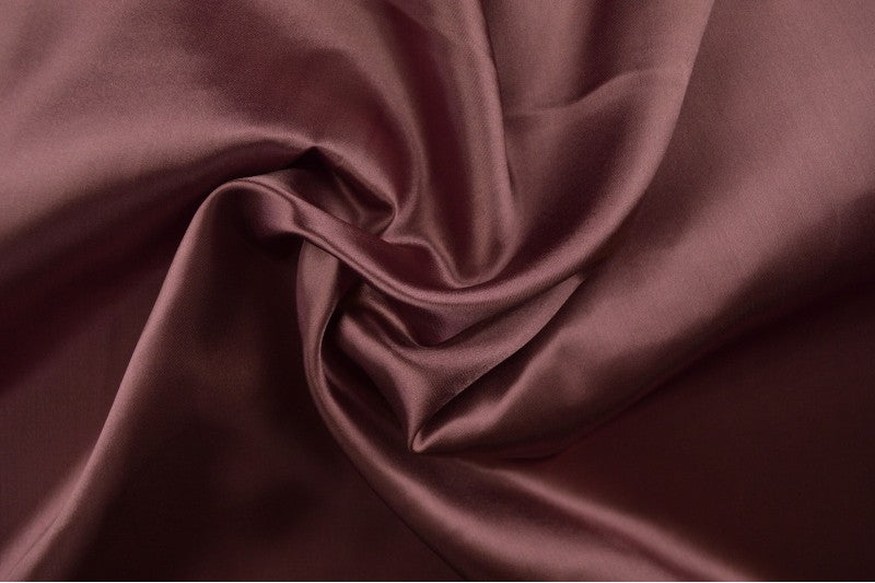 Satin (polyester) en précommande par 2 mètres