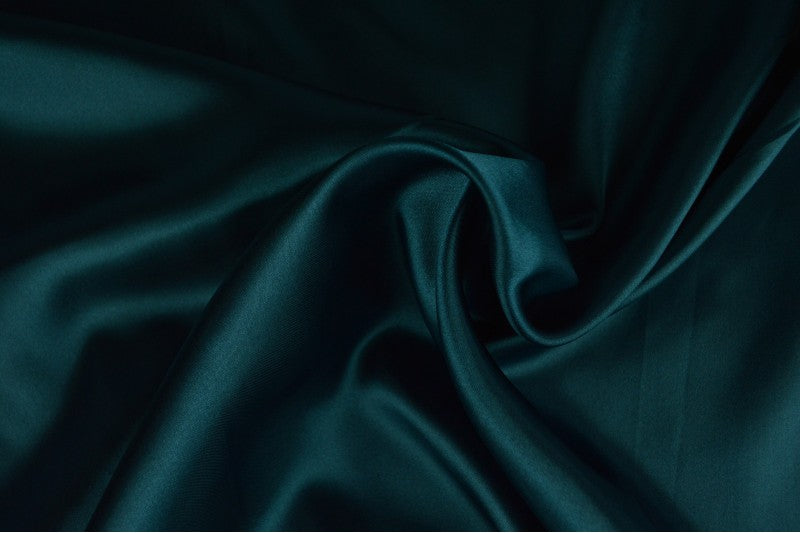 Satin (polyester) en précommande par 2 mètres