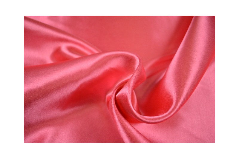 Satin (polyester) en précommande par 2 mètres