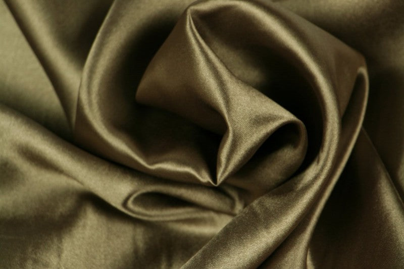 Satin (polyester) en précommande par 2 mètres